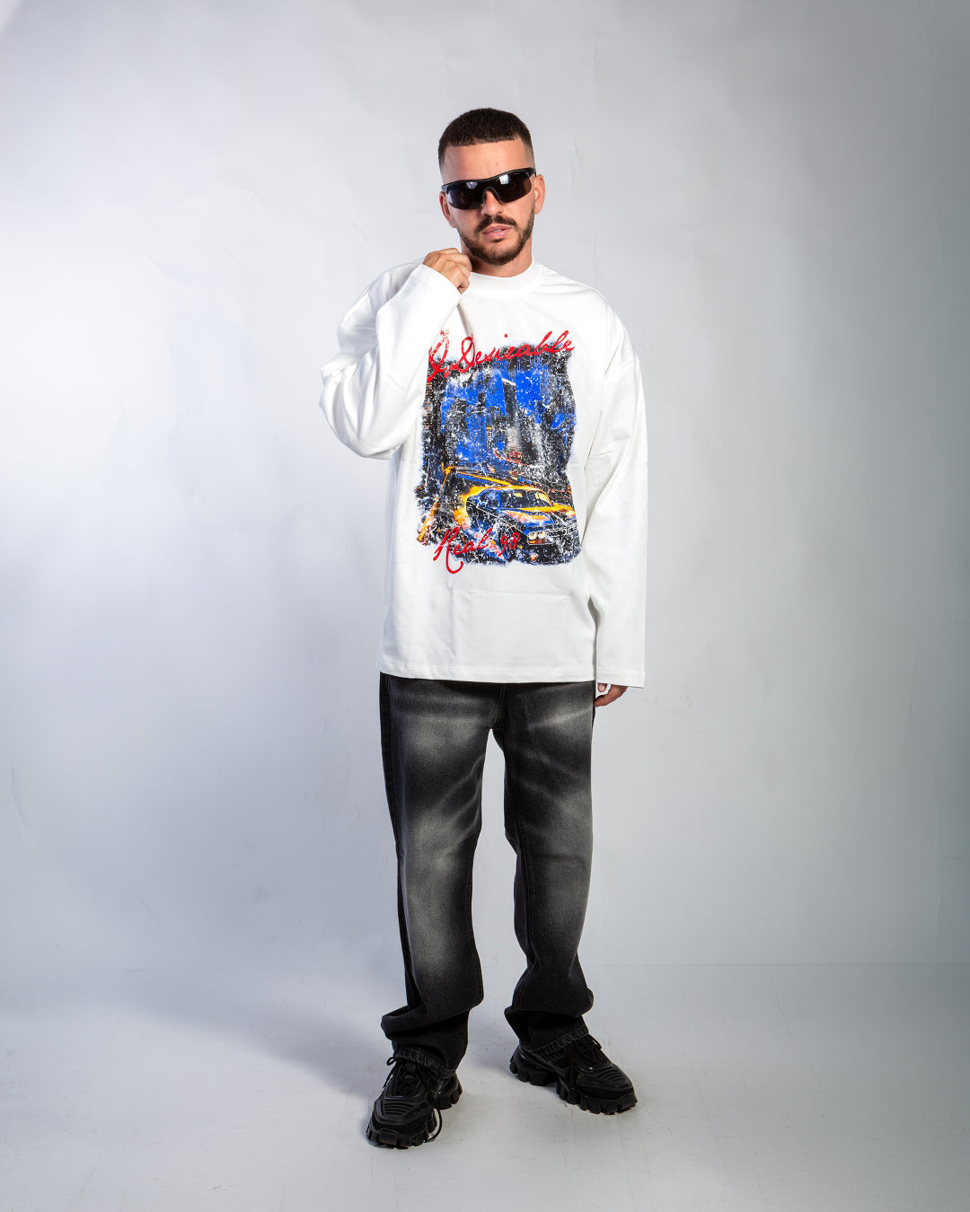 LONG SLEEVE DESIRABLE