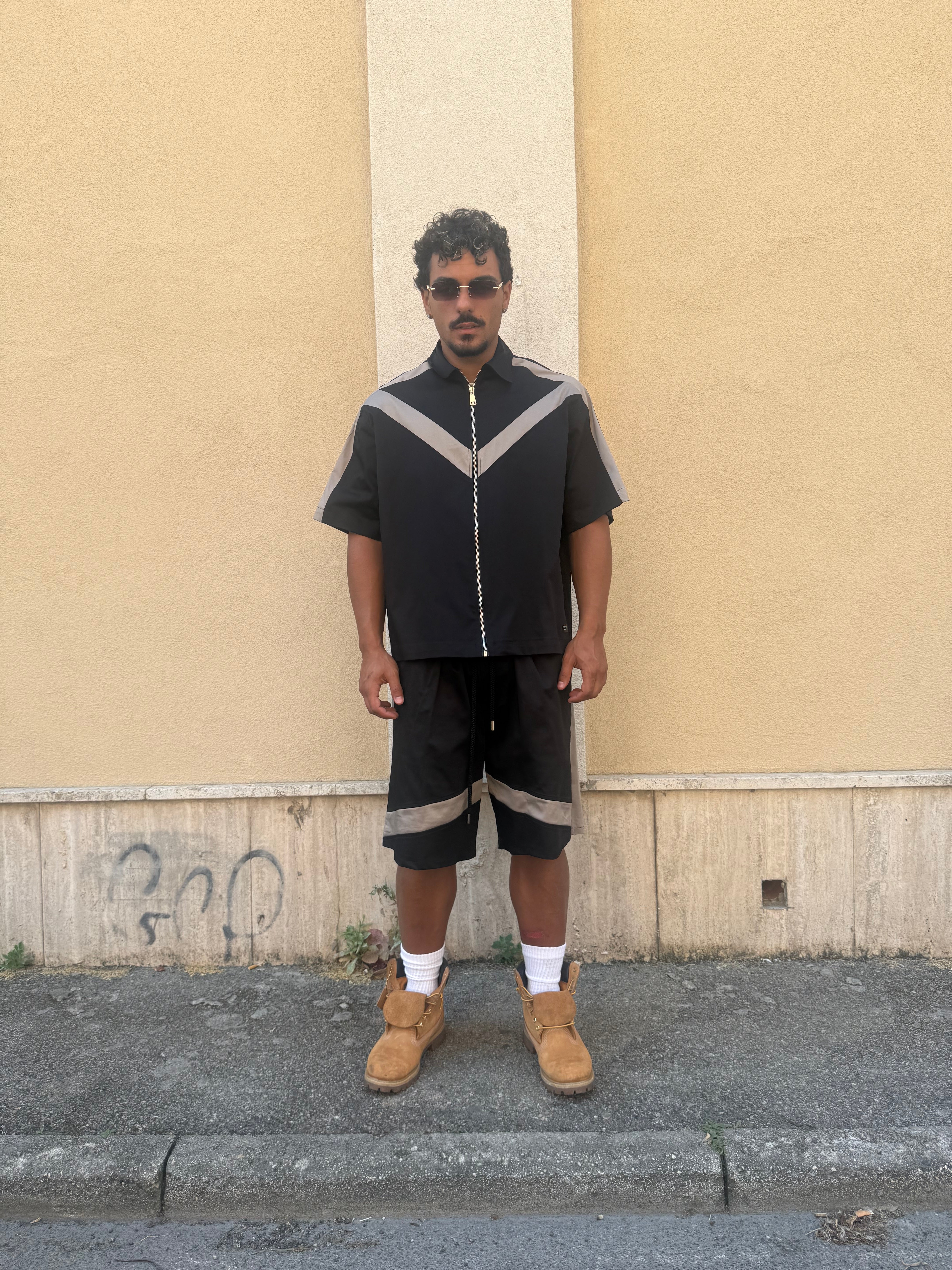 COORDSET “V” BLACK