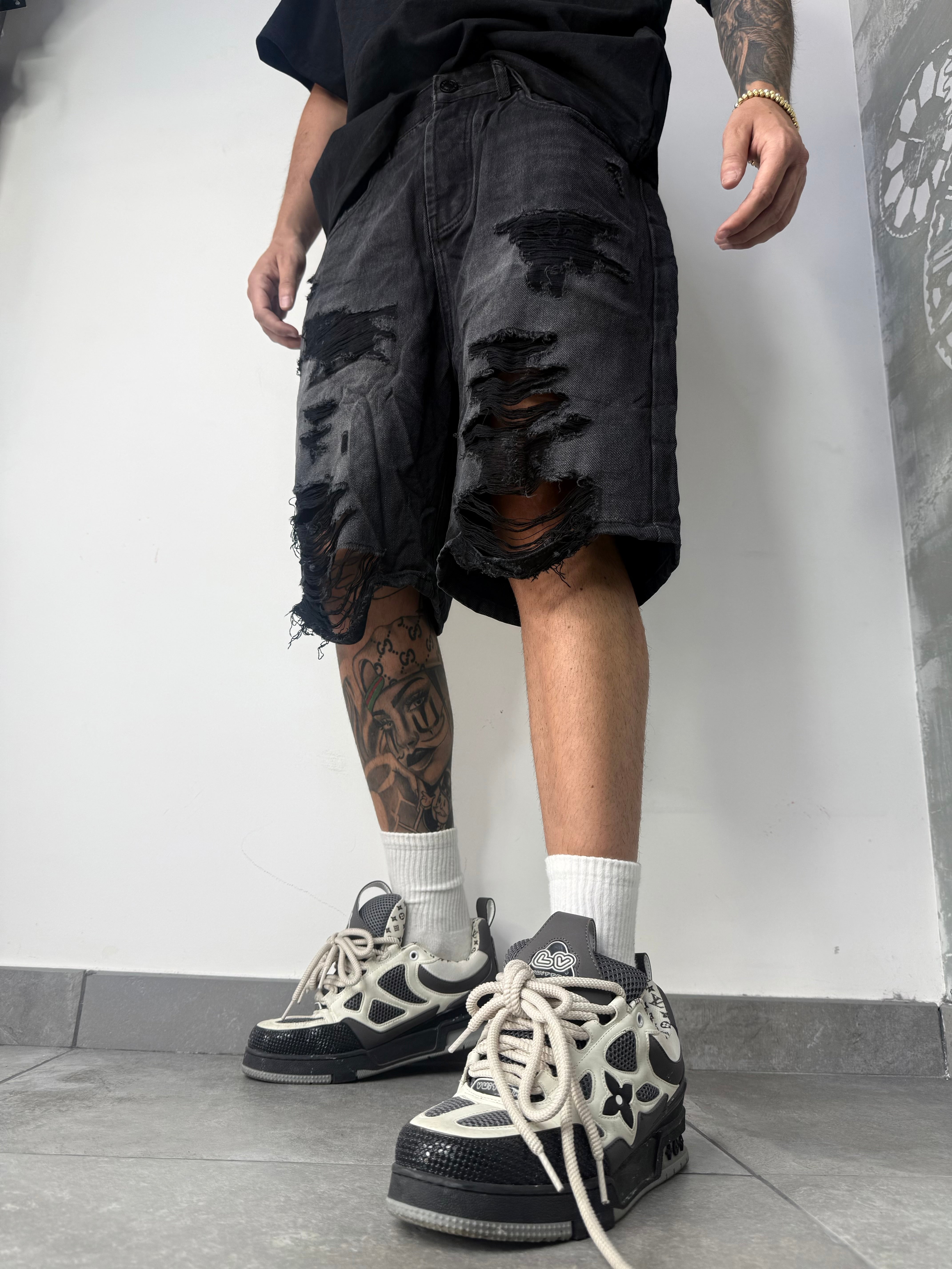 SHORT SFRANGIATO BLACK
