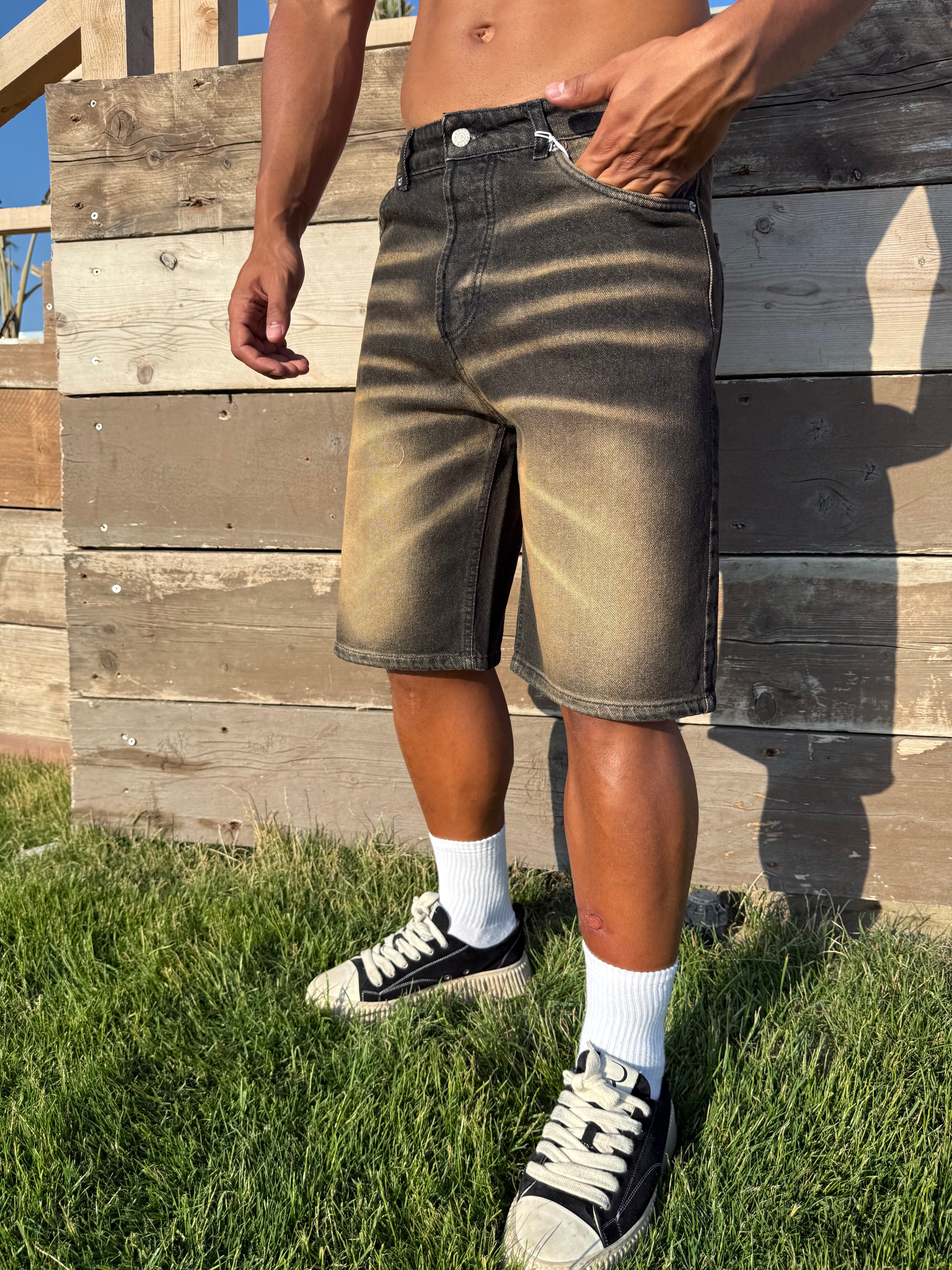 SHORT MORO