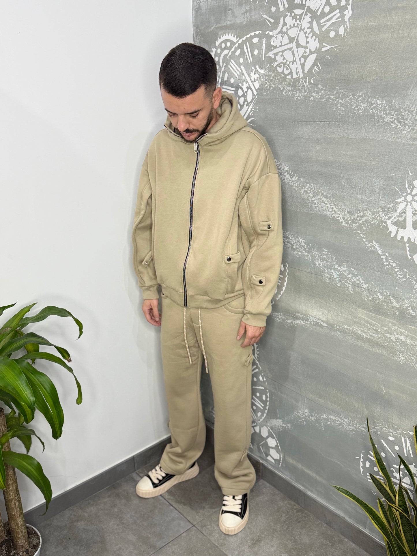 TRACKSUIT AMSTERDAM