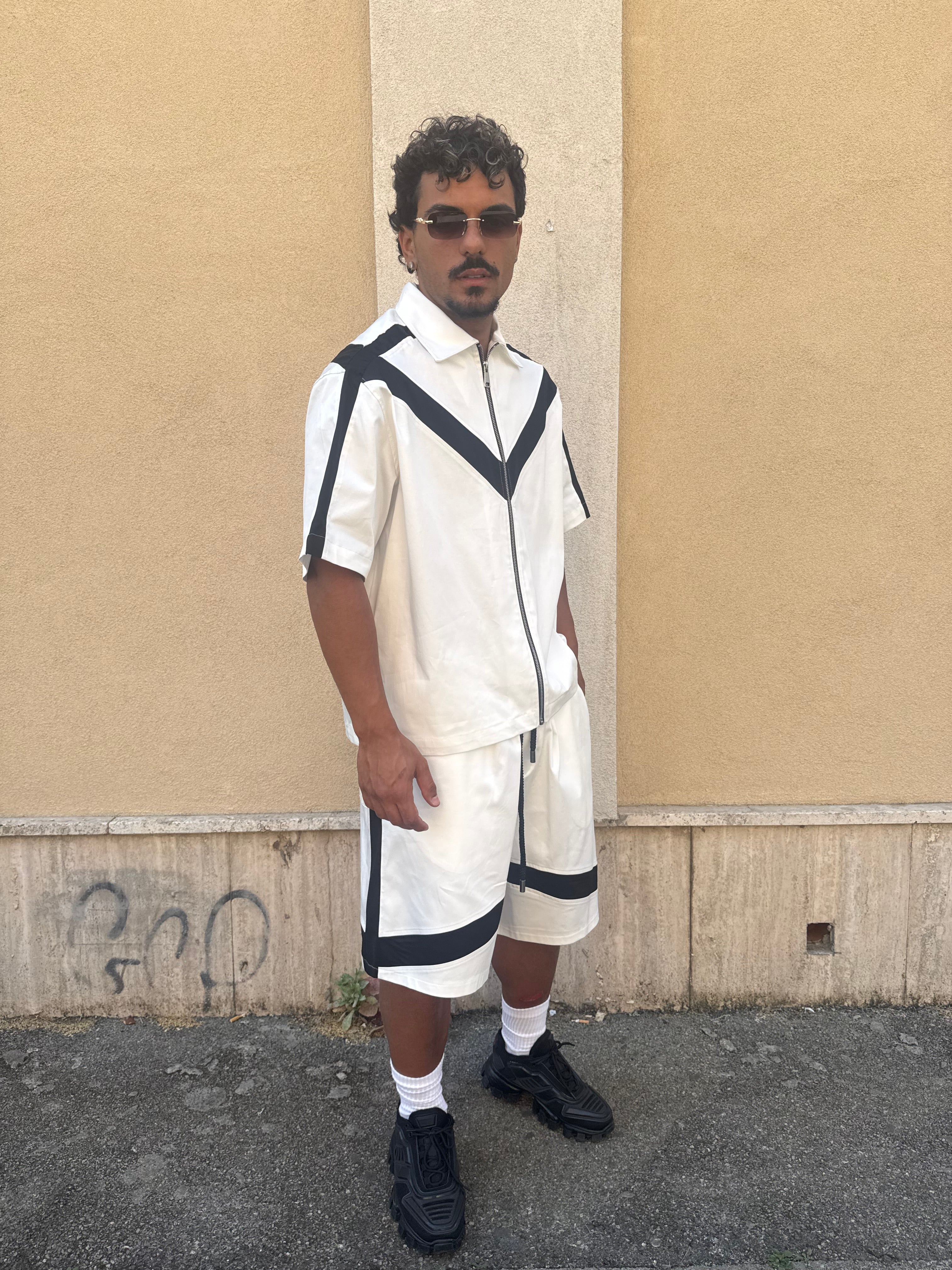 COORDSET “V” WHITE